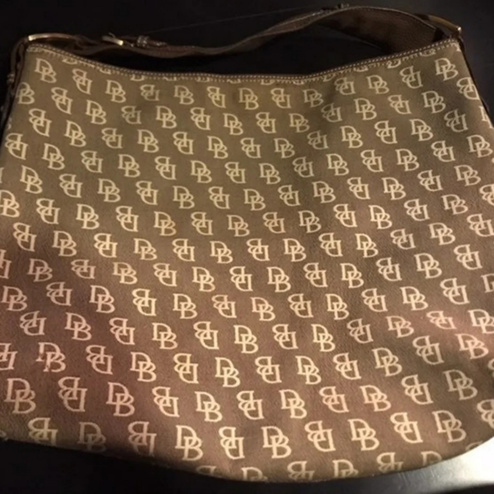 Dooney & Bourke Purse